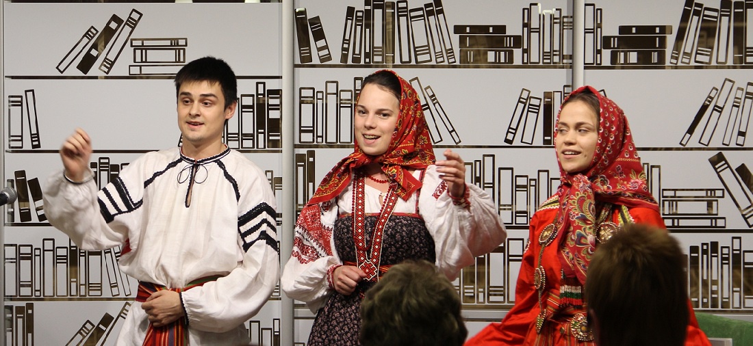 на фото:студенты Воронежского института искусств на фото:студенты Воронежского института искусств